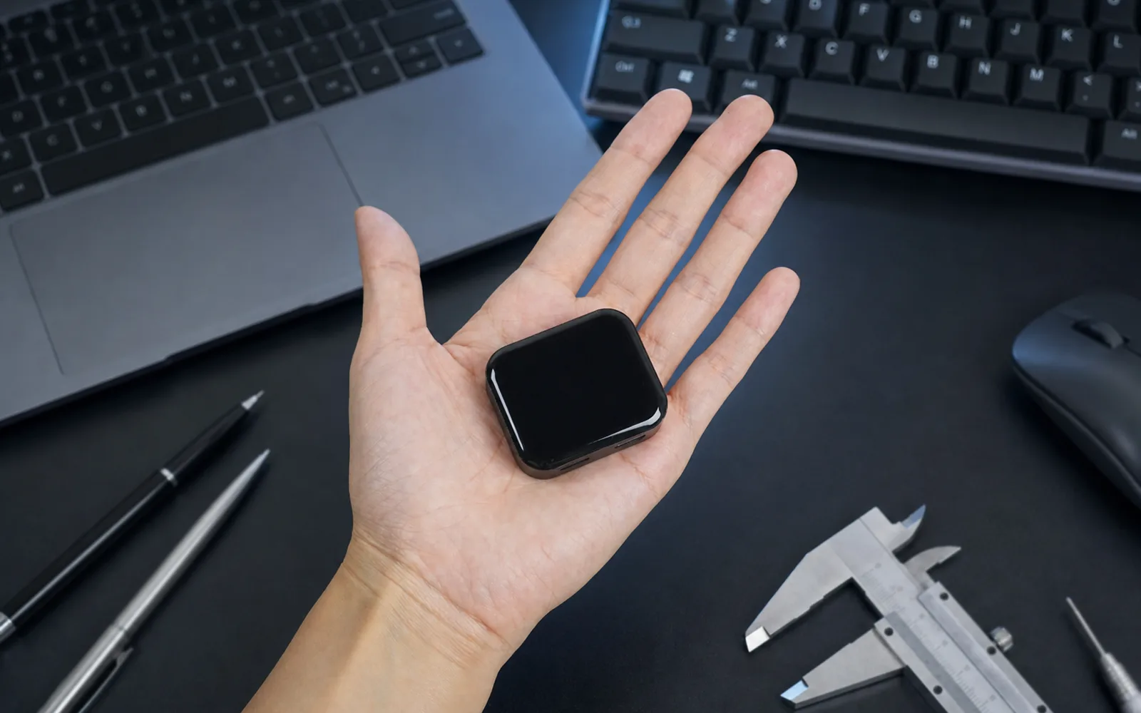 Palm-sized NanoKVM Go